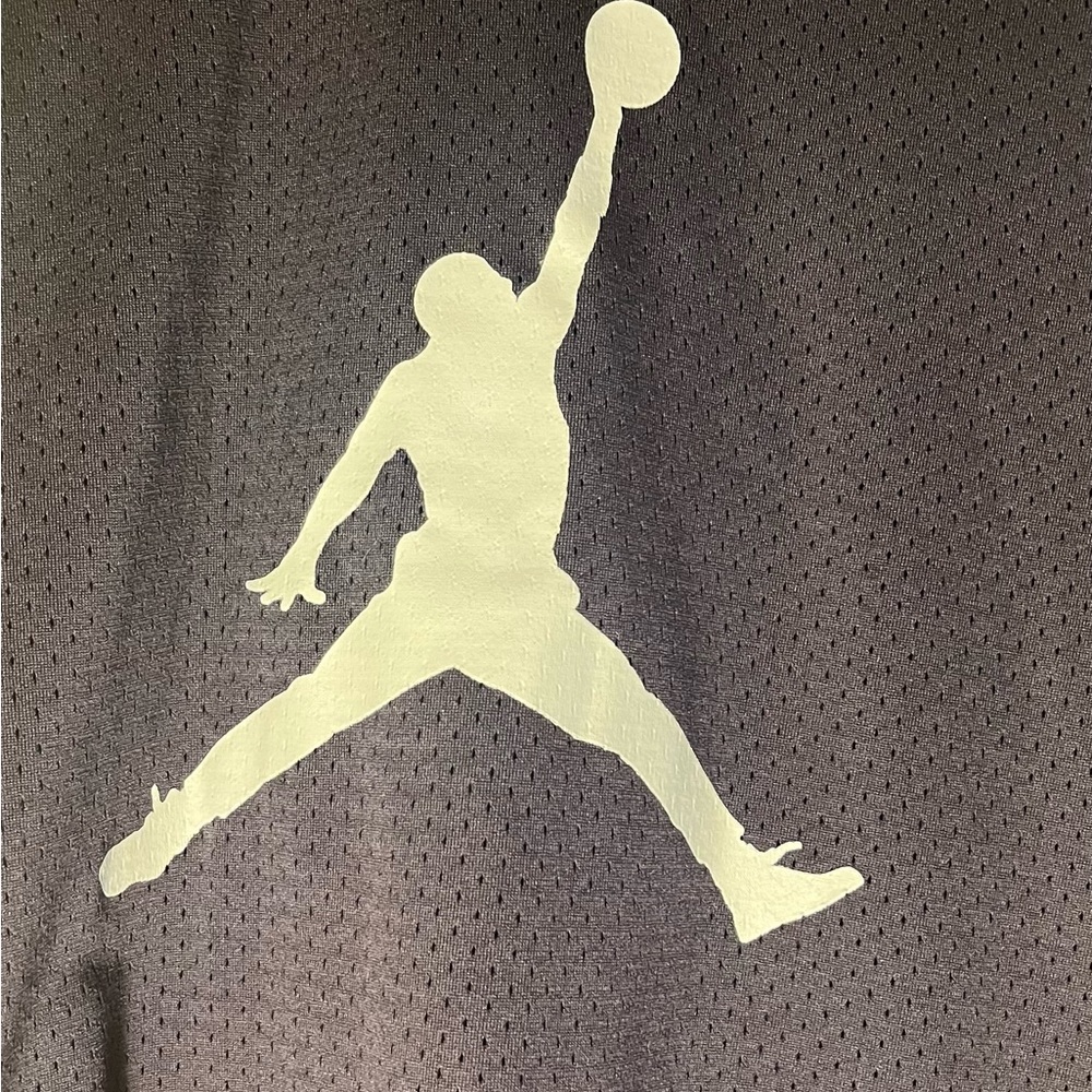 Preloved Dark Navy Jordan Jersey with large Jordan logo in great condition 8/10